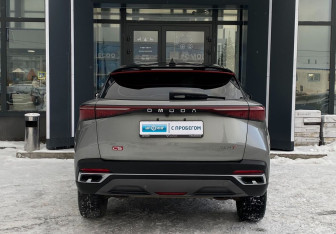 Подержанный автомобиль Omoda C5 2022 года (6 фото)