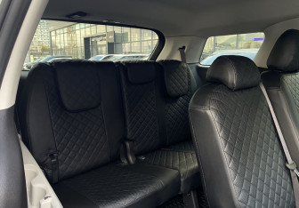 Подержанный автомобиль Kia Carnival 2021 года (29 фото)