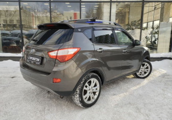 Подержанный автомобиль Changan CS35 2014 года (8 фото)