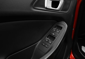 Подержанный автомобиль Chery Tiggo 4 2020 года (18 фото)