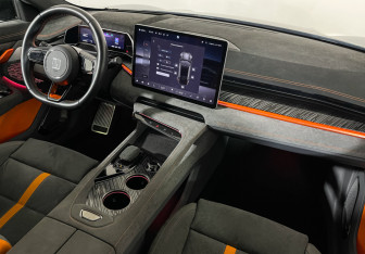 Подержанный автомобиль Zeekr 001 2023 года (9 фото)