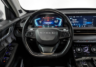 Подержанный автомобиль Exeed LX 2022 года (21 фото)