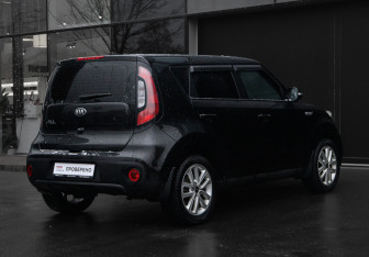 Подержанный автомобиль Kia Soul 2017 года (5 фото)
