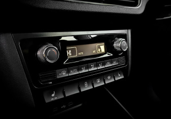 Подержанный автомобиль Skoda Rapid Liftback 2021 года (25 фото)