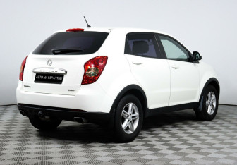 Подержанный автомобиль SsangYong Actyon 2013 года (3 фото)