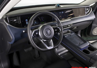 Подержанный автомобиль Voyah Free 2023 года (28 фото)