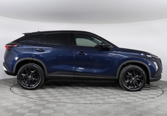 Подержанный автомобиль Omoda C5 2024 года (4 фото)