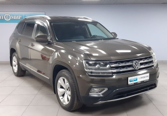 Подержанный автомобиль Volkswagen Teramont 2019 года (3 фото)