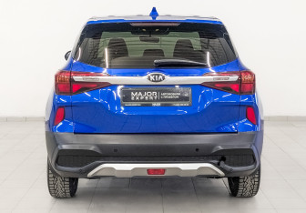 Подержанный автомобиль Kia Seltos 2021 года (6 фото)
