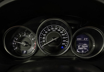 Подержанный автомобиль Mazda 6 Sedan 2014 года (11 фото)