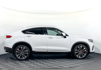 Подержанный автомобиль Geely Tugella 2021 года (4 фото)