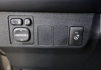 Подержанный автомобиль Toyota RAV4 2018 года (12 фото)