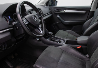 Подержанный автомобиль Skoda Karoq 2020 года (10 фото)