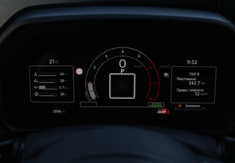 Подержанный автомобиль Toyota Yaris Hatchback 2024 года (20 фото)