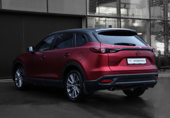 Подержанный автомобиль Mazda CX-9 2021 года (7 фото)