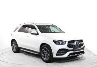 Подержанный автомобиль Mercedes-Benz GLE 2019 года (3 фото)