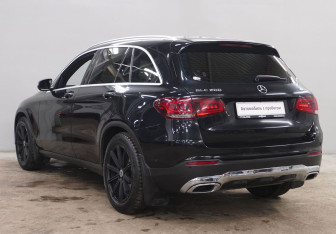 Подержанный автомобиль Mercedes-Benz GLC Coupe 2020 года (7 фото)