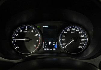 Подержанный автомобиль Mitsubishi Outlander 2018 года (11 фото)