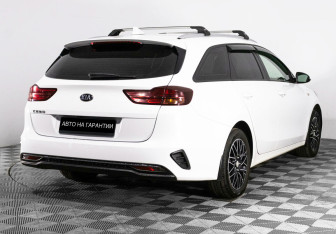 Подержанный автомобиль Kia Ceed Wagon 2020 года (3 фото)