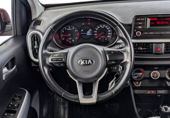 Подержанный автомобиль Kia Picanto 2018 года (22 фото)