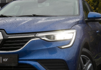Подержанный автомобиль Renault Arkana 2021 года (19 фото)