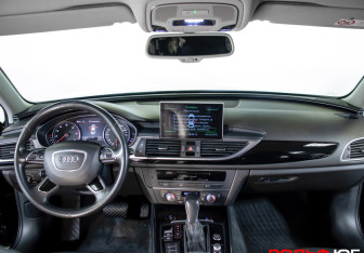 Подержанный автомобиль Audi A6 Sedan 2017 года (13 фото)