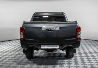 Подержанный автомобиль Mitsubishi L200 2021 года (6 фото)
