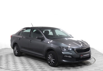 Подержанный автомобиль Skoda Rapid Liftback 2021 года (3 фото)