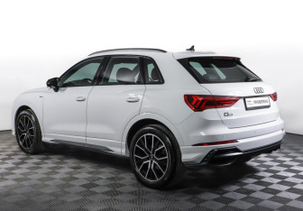Подержанный автомобиль Audi Q3 2019 года (7 фото)
