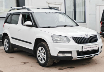 Подержанный автомобиль Skoda Yeti 2015 года (3 фото)