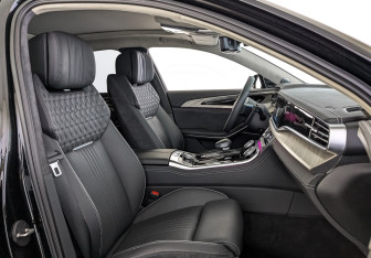 Подержанный автомобиль Hongqi H9 2021 года (24 фото)