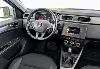Подержанный автомобиль Renault Arkana 2019 года (28 фото)