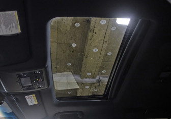 Подержанный автомобиль Lexus LX 2017 года (23 фото)