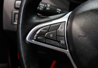 Подержанный автомобиль Renault Arkana 2021 года (21 фото)