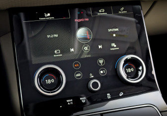 Подержанный автомобиль Land Rover Range Rover Velar 2019 года (28 фото)