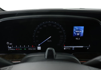 Подержанный автомобиль Cadillac Escalade Suv 2021 года (11 фото)