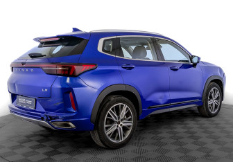 Подержанный автомобиль Exeed LX 2022 года (5 фото)