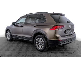 Подержанный автомобиль Volkswagen Tiguan 2020 года (7 фото)