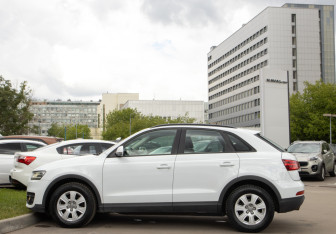 Подержанный автомобиль Audi Q3 2012 года (6 фото)