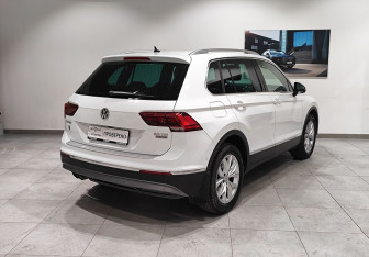 Подержанный автомобиль Volkswagen Tiguan 2017 года (5 фото)