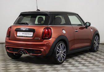 Подержанный автомобиль MINI Hatch 2020 года (6 фото)