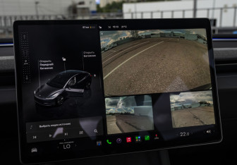 Подержанный автомобиль Tesla Model 3 2025 года (17 фото)