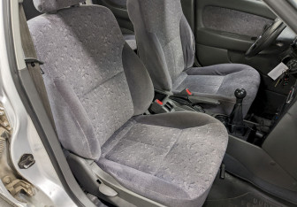 Подержанный автомобиль Kia Spectra Sedan 2007 года (17 фото)