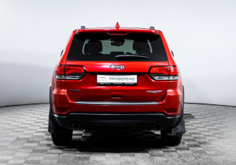 Подержанный автомобиль Jeep Grand Cherokee 2017 года (6 фото)