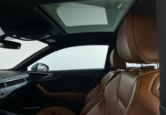 Подержанный автомобиль Audi A5 Coupe 2017 года (21 фото)