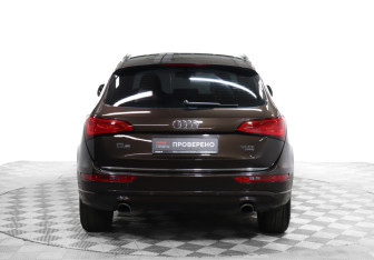 Подержанный автомобиль Audi Q5 2014 года (6 фото)