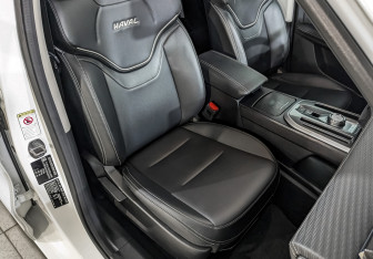 Подержанный автомобиль Haval Jolion 2023 года (23 фото)