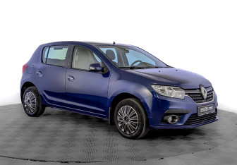 Подержанный автомобиль Renault Sandero 2018 года (3 фото)