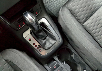 Подержанный автомобиль Volkswagen Tiguan 2010 года (29 фото)