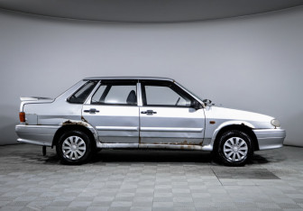 Подержанный автомобиль LADA (ВАЗ) 2115 2011 года (4 фото)